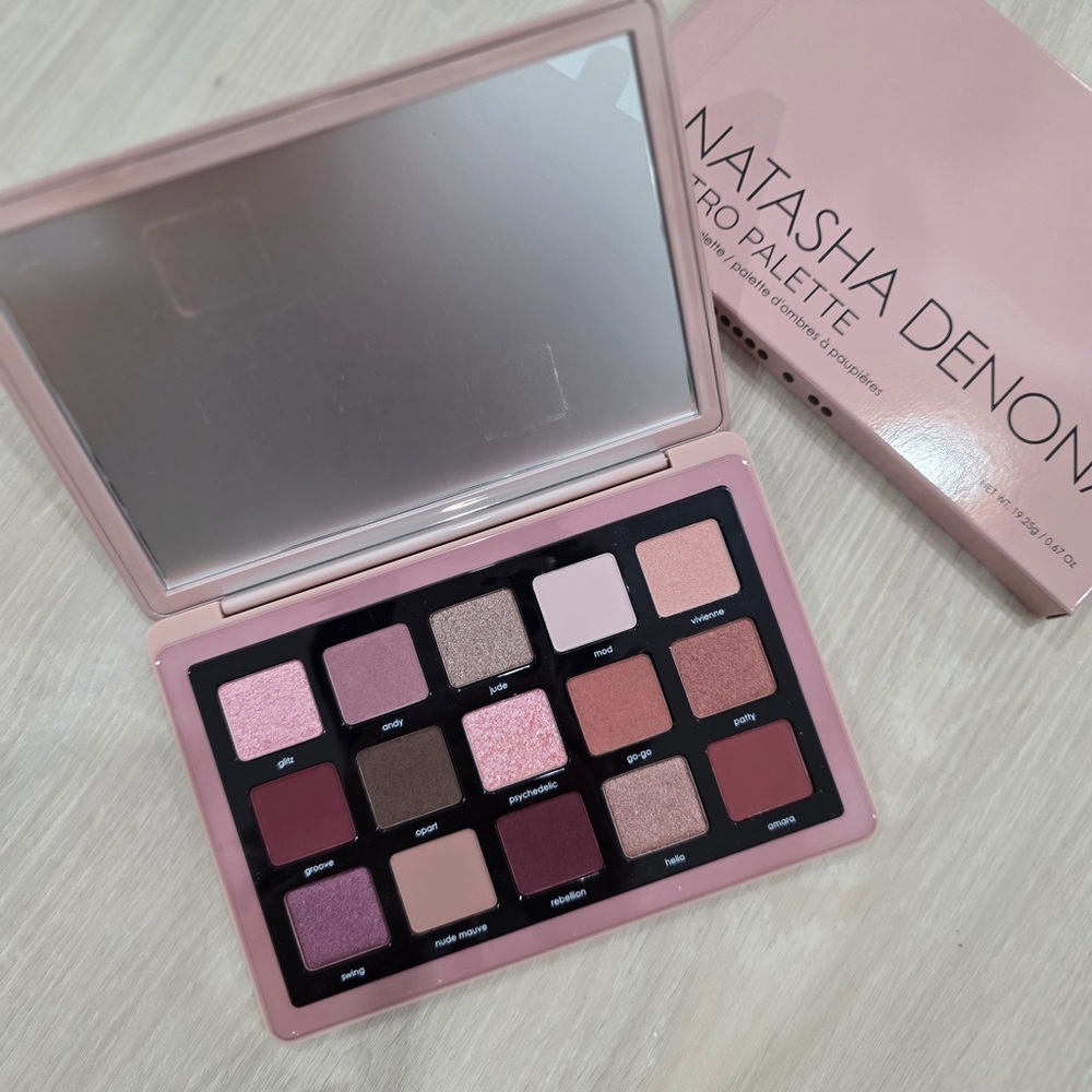 Natasha Denona Retro Palette - Multi-Color Eyeshadow